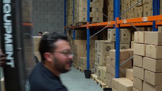 THE GOOD ROLL Toiletpapier - 48 Stuks - 250vel 3-laags - The Cheerful Choice - Duurzaam - 100% Gerecycled 4 THE GOOD ROLL Toiletpapier - 48 Stuks - 250vel 3-laags - The Cheerful Choice - Duurzaam - 100% Gerecycled - Afbeelding 2