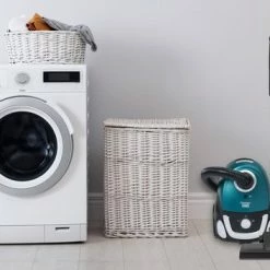 Bestron Stofzuiger Met Zak, Voordeelset Incl. 20x Stofzuigerzakken, 94cm Telescoopbuis & 7.5m Actieradius, Met Uitwasbare HEPA12 & Microfilter, Kleur: Blauw 12 Bestron Stofzuiger Met Zak, Voordeelset Incl. 20x Stofzuigerzakken, 94cm Telescoopbuis & 7.5m Actieradius, Met Uitwasbare HEPA12 & Microfilter, Kleur: Blauw -Lesser & Pavey-winkel 550x353 2