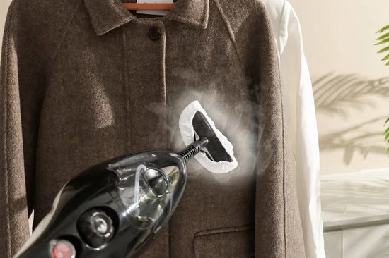 Swiss Pro+ Stoomreiniger 10 In 1 Handstomer - Met Opzetstukken Voor Alle Vloeren, Bank, Badkamer En Tapijt - Zwart 17 Swiss Pro+ Stoomreiniger 10 In 1 Handstomer - Met Opzetstukken Voor Alle Vloeren, Bank, Badkamer En Tapijt - Zwart - Afbeelding 15