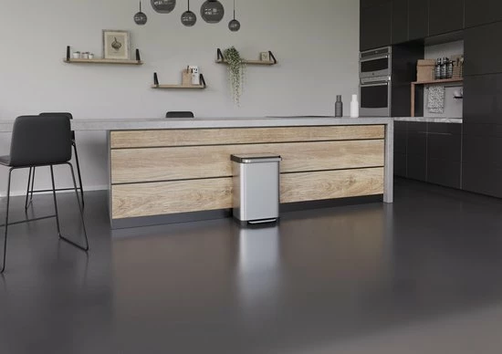 Prullenbak Met Pedaal - 50 Liter - RVS - Pedaalemmer Homra Pullix - Automatisch Lucht Filter - Odor Control - 50L Capaciteit - Soft Close Deksel - Afvalemmer - Met Hengsel - Afval Aandrukken - Design - Hygiënisch - Zilver 7 Prullenbak Met Pedaal - 50 Liter - RVS - Pedaalemmer Homra Pullix - Automatisch Lucht Filter - Odor Control - 50L Capaciteit - Soft Close Deksel - Afvalemmer - Met Hengsel - Afval Aandrukken - Design - Hygiënisch - Zilver - Afbeelding 5