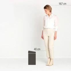 Brabantia Touch Bin Prullenbak - 10 L - Matt Steel Fingerprint Proof -Lesser & Pavey-winkel 550x484 4