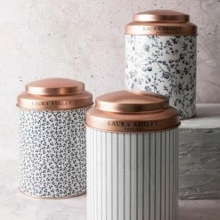 Laura Ashley Tea Collectables - Laura Ashley Blik 12x18 Cm Woodruff -Lesser & Pavey-winkel 550x550 423