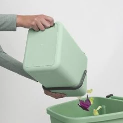 Brabantia Sort & Go Prullenbak - 12 L - Jade Green -Lesser & Pavey-winkel 550x550 436