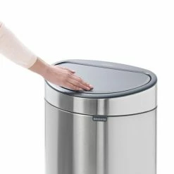 Brabantia Touch Bin Prullenbak - 40 L - Matt Steel Fingerprint Proof -Lesser & Pavey-winkel 550x550 502