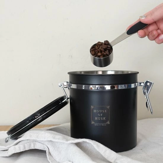 House Of Husk Koffieblik Met CO² Ventilatie - Bewaarblik - Voorraadbussen - Voorraadblik - RVS - Zwart - 1.8 Liter 10 House Of Husk Koffieblik Met CO² Ventilatie - Bewaarblik - Voorraadbussen - Voorraadblik - RVS - Zwart - 1.8 Liter - Afbeelding 8