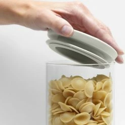 Brabantia Voorraadpotten - Stapelbaar - 0,3 0,6 & 1,1 L - Glas 12 Brabantia Voorraadpotten - Stapelbaar - 0,3 0,6 & 1,1 L - Glas -Lesser & Pavey-winkel 550x613