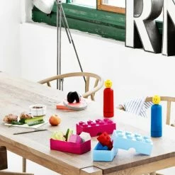 Lunchbox Classic Brick 8, Rood - LEGO 19 Lunchbox Classic Brick 8, Rood - LEGO -Lesser & Pavey-winkel 550x733 6