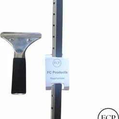 Raamwisser - Raamtrekker - Ruitenreiniger - Raam – Ruit – Roestvrijstaal – Rubber – Universeel – Schoonmaakartikelen - Zwart – 35 CM - FCProducts - Raamreiniging - Verwisselbaar - Roestvrijstaal 23 Raamwisser - Raamtrekker - Ruitenreiniger - Raam – Ruit – Roestvrijstaal – Rubber – Universeel – Schoonmaakartikelen - Zwart – 35 CM - FCProducts - Raamreiniging - Verwisselbaar - Roestvrijstaal -Lesser & Pavey-winkel 550x764