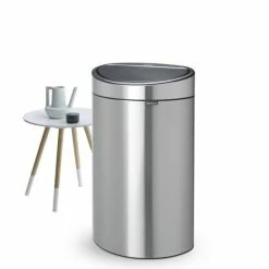 Brabantia Touch Bin Prullenbak - 40 L - Matt Steel Fingerprint Proof -Lesser & Pavey-winkel 550x825 33